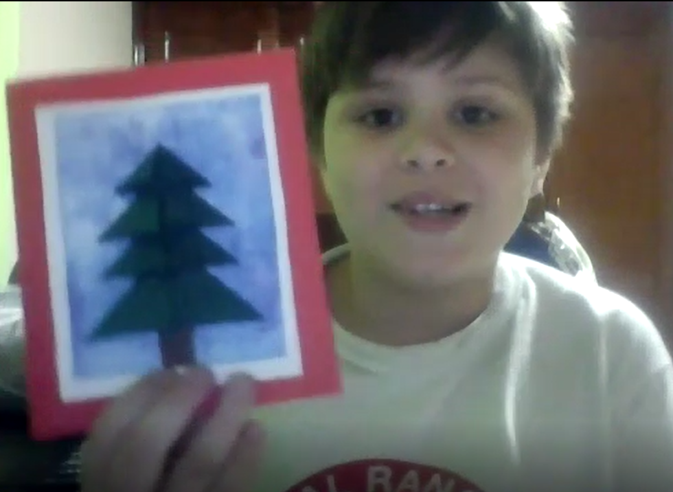 Making Christmas cards over Zoom at English Class 5